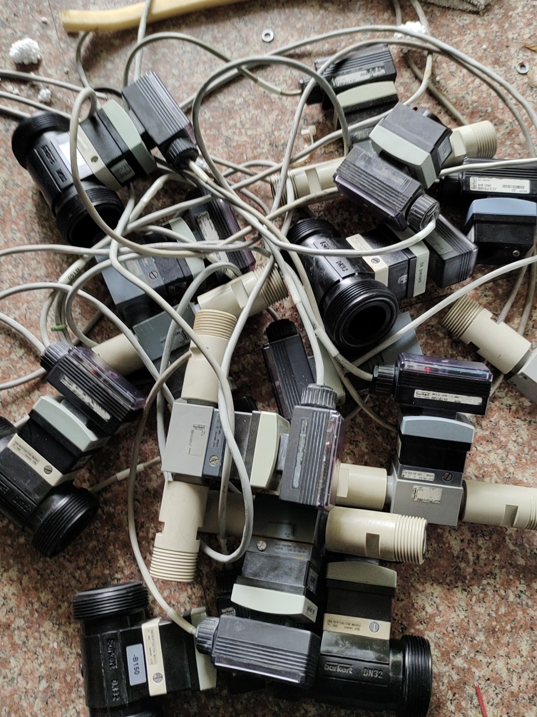 burkert 宝德8023:12.24VDC.－4.20m