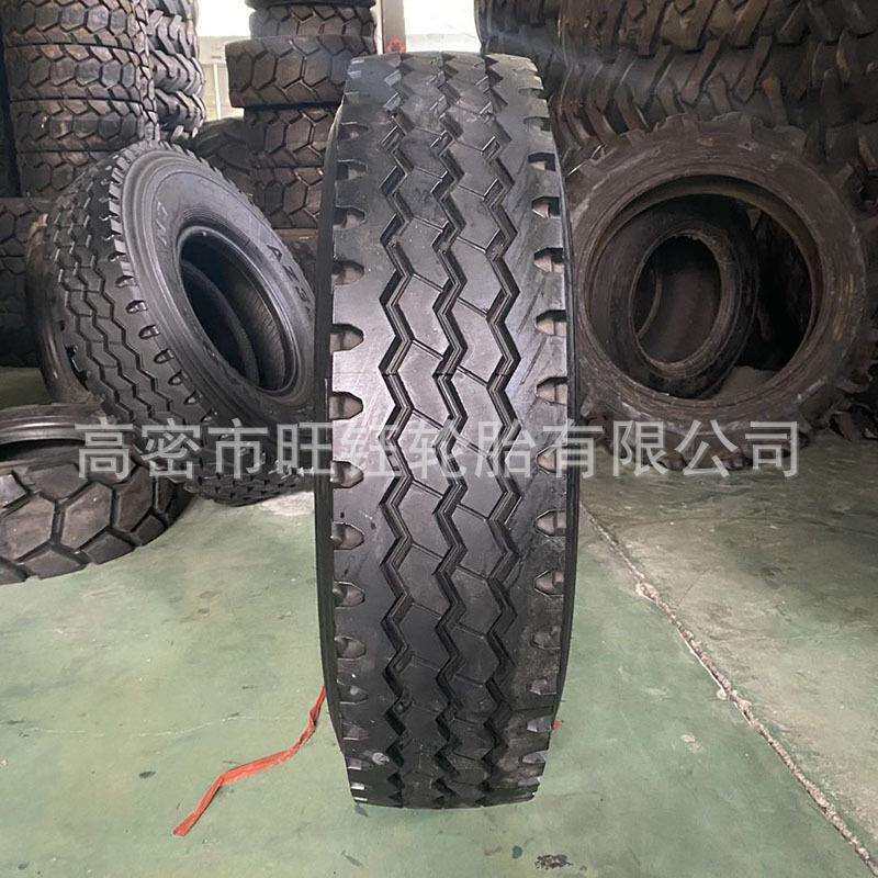朝阳货车轮胎 1200R20全钢丝卡车拖车轮胎 AZ326花纹 18层级