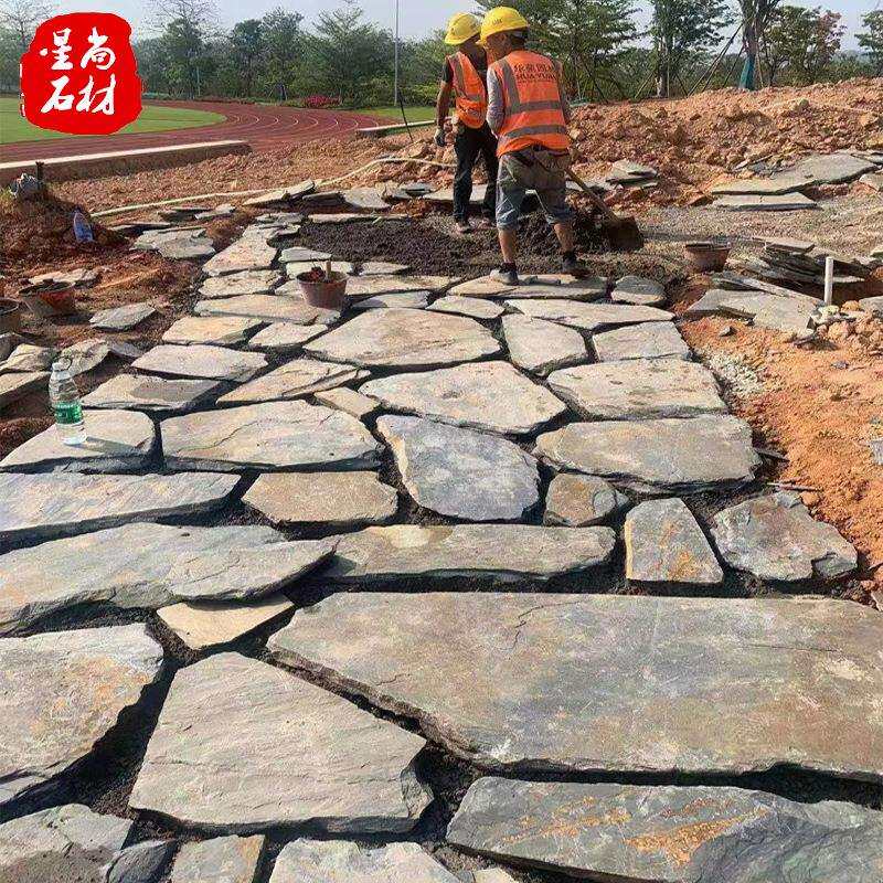 青石板碎拼石材不规则片黑石乱板铺路碎石792青石板乱石板江西色