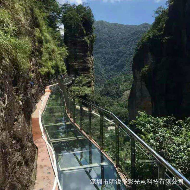 led玻璃栈道屏 led透明屏玻璃屏 大型游乐led玻璃栈道屏