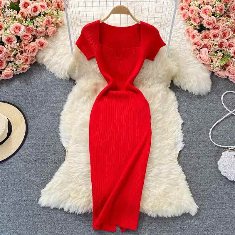 Tight-fitting slim-fitting square-neck knitted dress with