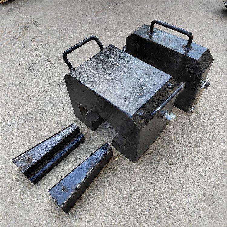 30KG撞轨器ZGQ钢轨撞轨器森鹏矿山ZGQ型铁路窜轨器现货