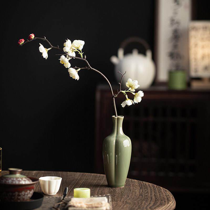 新中式青瓷四叶草花插桌面花瓶小号花器高级感样板间装饰摆件禅意