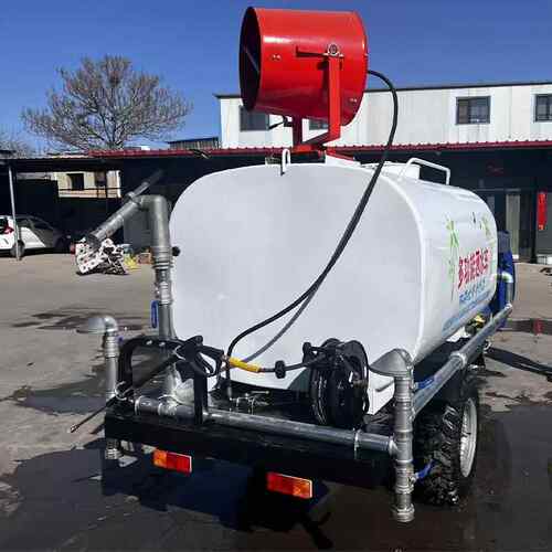 工工地柴油方三轮洒价水车格园林绿化地雾炮洒水车47立三轮洒水车