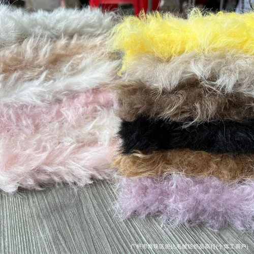 出新啦 萌萌的驼羊绒 柔软保暖 秋冬时尚毛绒面料