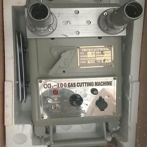 供应CG1杠100半自动火焰气割机 源厂直供实惠耐用操作简单