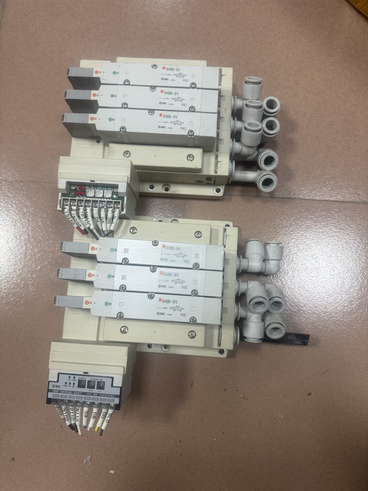 SMC电磁阀SV4200-5FU，日本原装正品，拆机成色漂亮