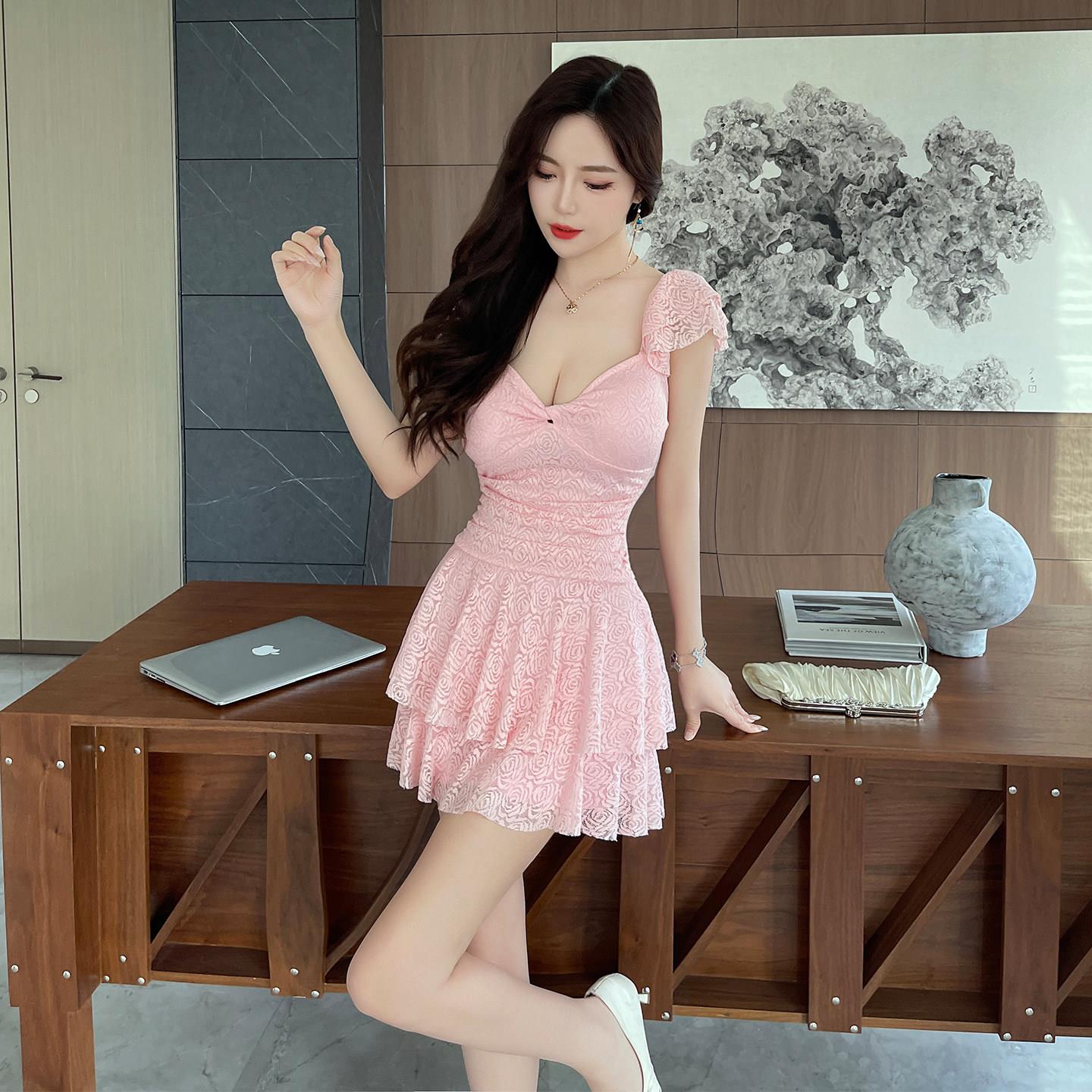 夜场女装性感工作服低胸深V领气质蕾丝收腰显瘦沐足按摩连衣裙子