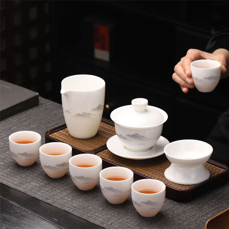 茶具套装家用2025新款轻奢高档陶瓷泡茶壶羊脂玉悬停盖碗功夫茶杯