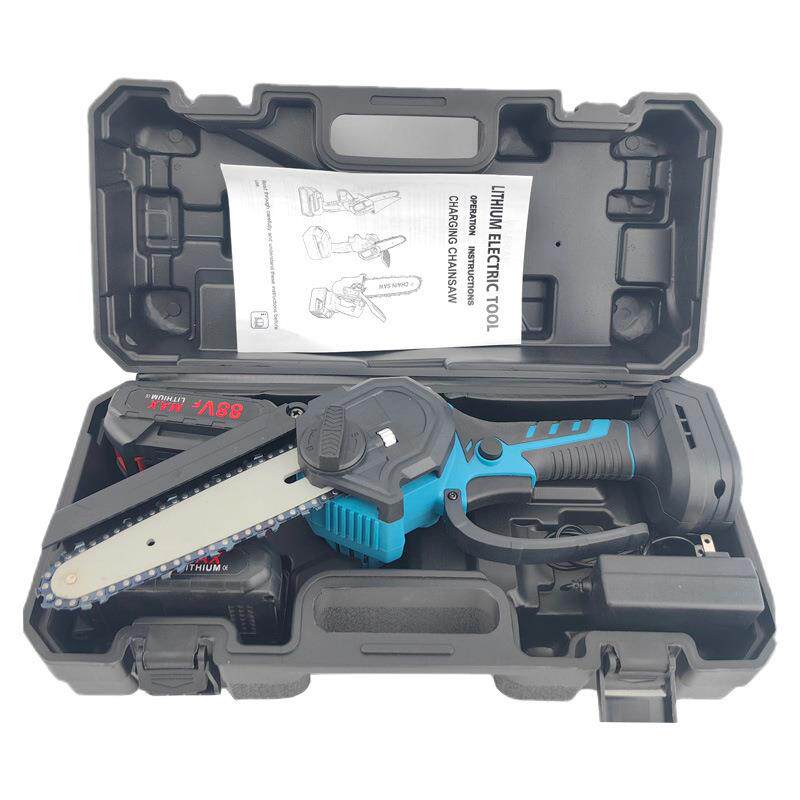 新款充电式锂电数显油壶单手电锯家用手持手提伐木锯户外电链锯