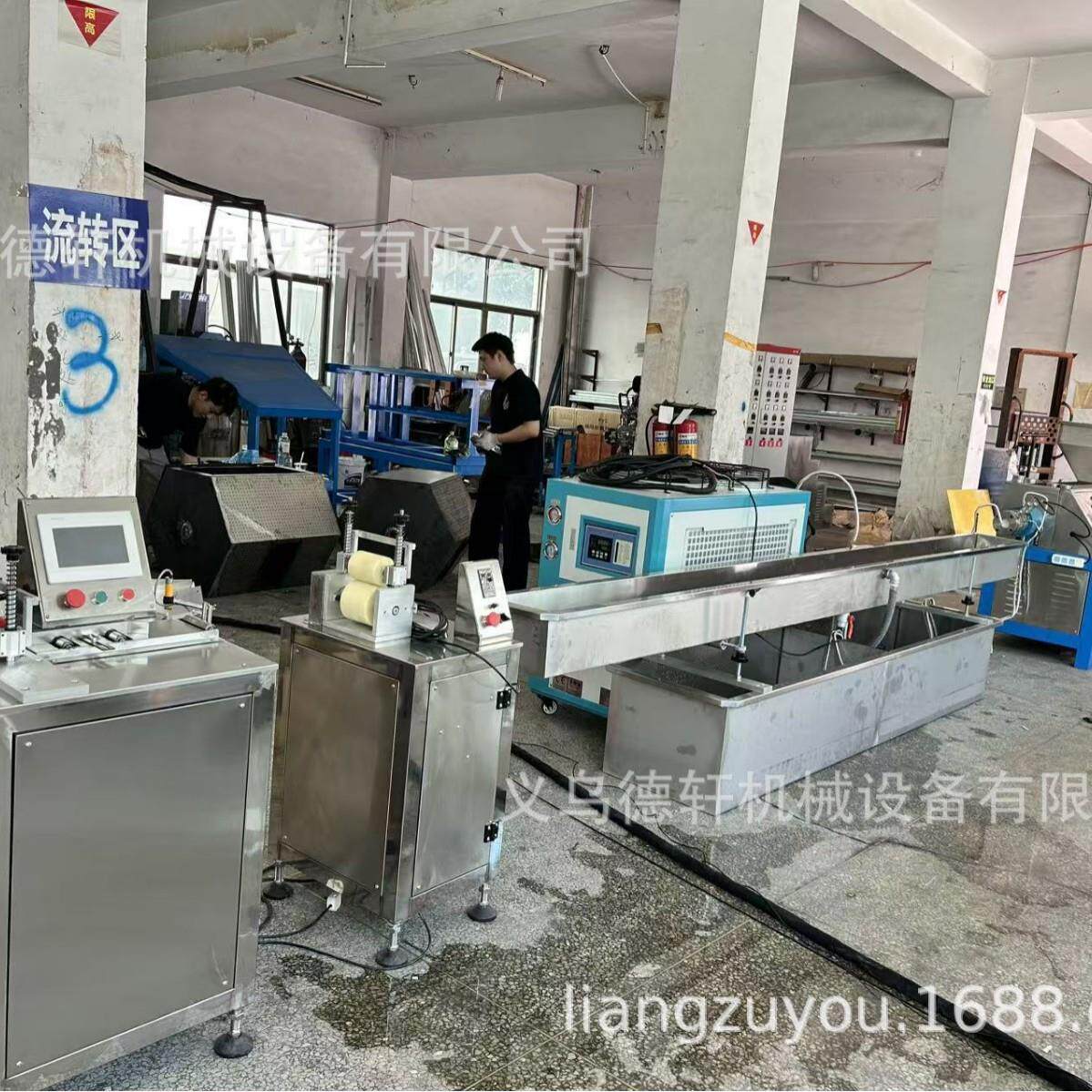 橡皮擦热转印动物卡通机器设备挤出机滚塑数控成型机