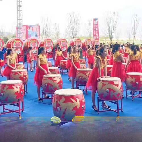 牛皮鼓，红鼓，龙鼓，竖战鼓，中国红鼓，庙鼓，舞鼓，雄壮锣鼓，