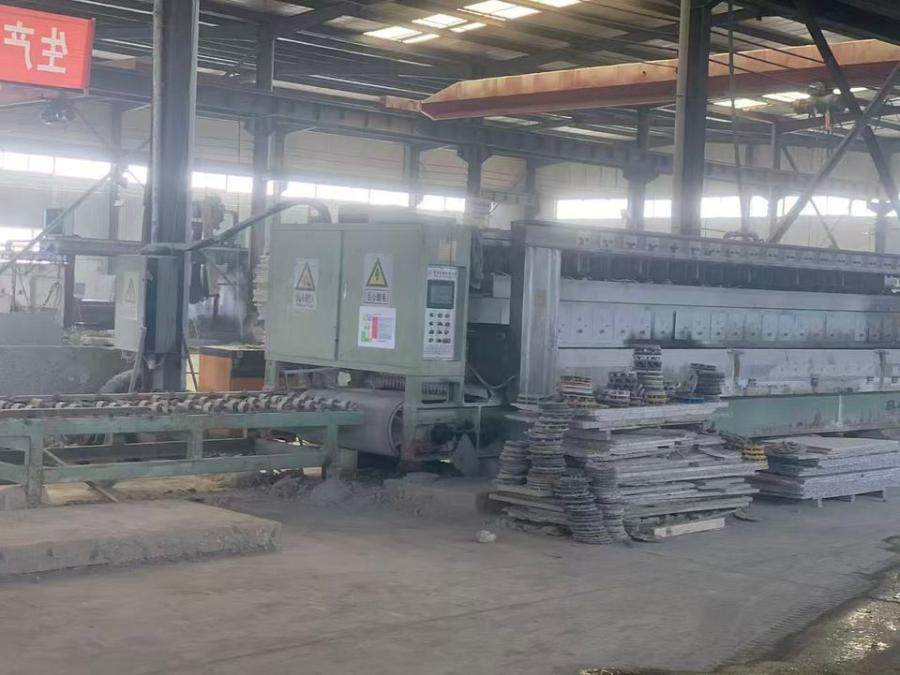 2月28日阿拉善盟饰面用花岗岩矿网络拍卖公告