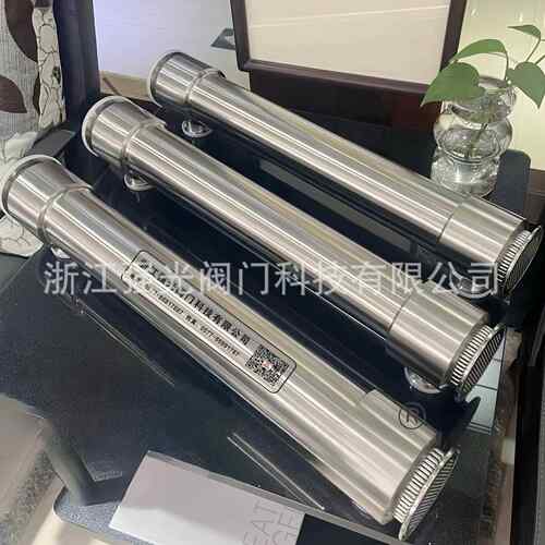 16L钢大输液卫生级不锈高洁净无菌毛QGHRQ管细双管板换热器冷3却