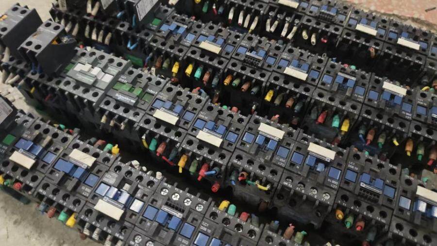 4月7日北京【京械4461】单位淘汰报废处置施耐德接触器40个（具体以实物为准）网络拍卖公告