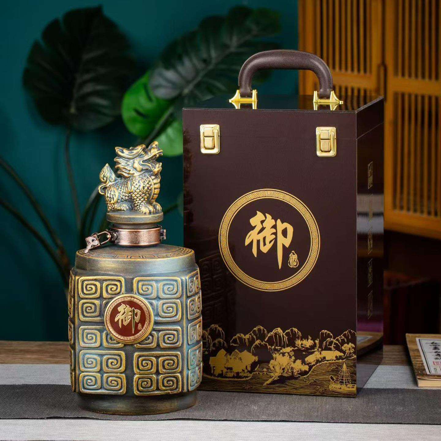 景德镇仿古雕刻陶瓷酒瓶 五斤装仿青铜御酒坛 5斤家用密封泡酒罐