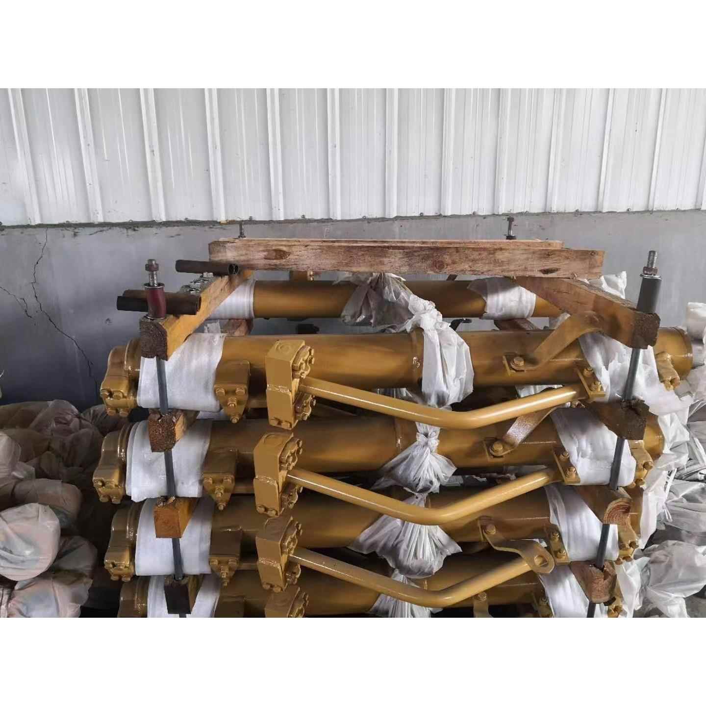 现货供应宣工140 165 SD7 SD9推土机提升油缸总成 倾斜油缸