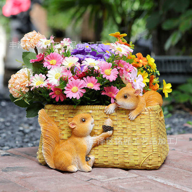 户外仿真动物松鼠花盆草编花篮田园风花园庭院树脂工艺品装饰摆件,家居饰品,户外/庭院摆件,淘宝优惠券,粉丝福利购,淘宝优惠卷