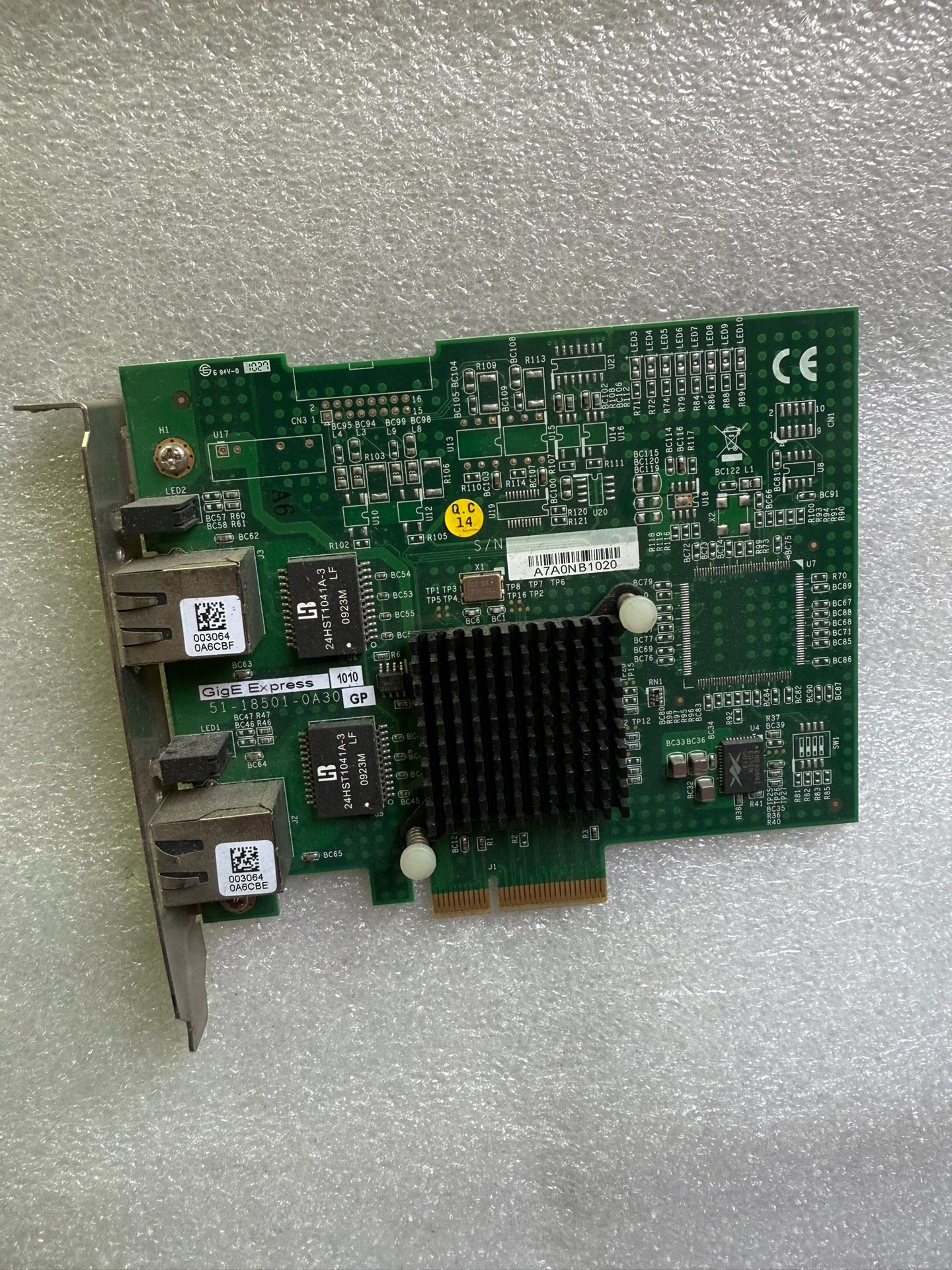 凌华 PCIe-GIE62+ 51-18501-0A2