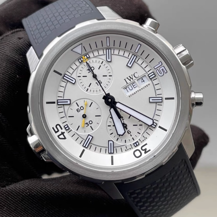 时尚[9.8新]IWC万国表海洋时计系列钢自动机械多功能男表IW376801