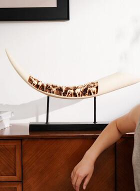 新中式创意树脂摆饰雕刻牛角装饰品大象工艺礼品摆饰书房玄关摆设