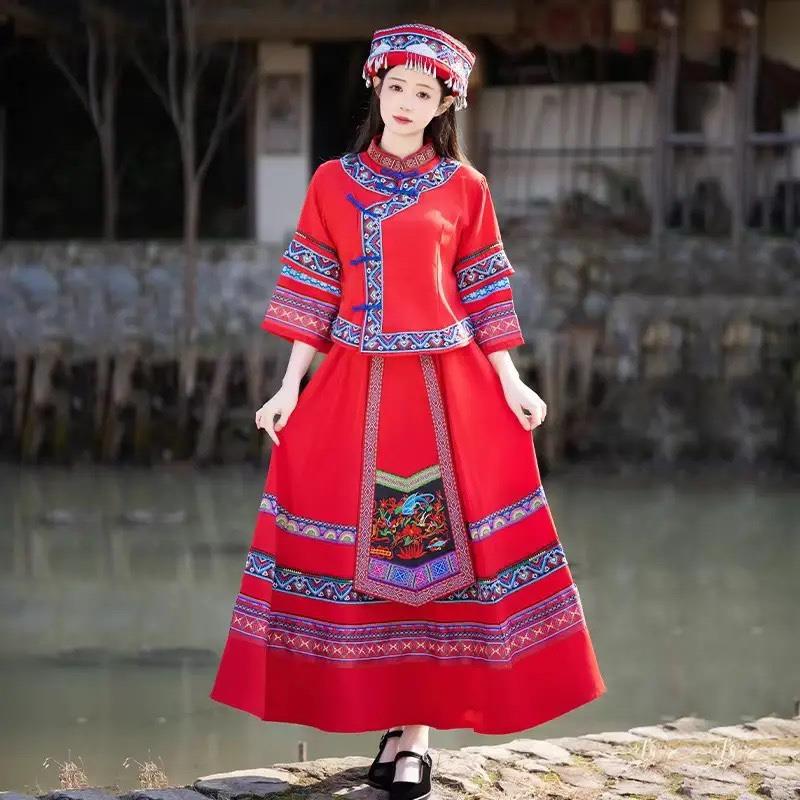 正品广西壮族服装新款三月演成出服绣饰数民族舞蹈人少壮锦刺长裙图片