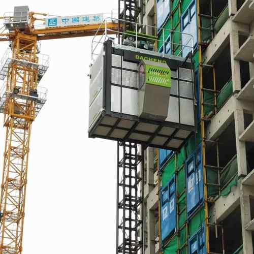 厂家供应施工升降机SC200高层房建桥梁工程工地变频施工升降机