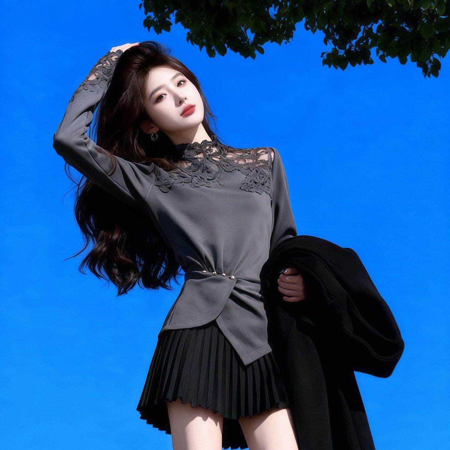 高端精致气质蕾丝拼接上衣女春秋新款卫衣通勤收腰百搭T恤打底衫