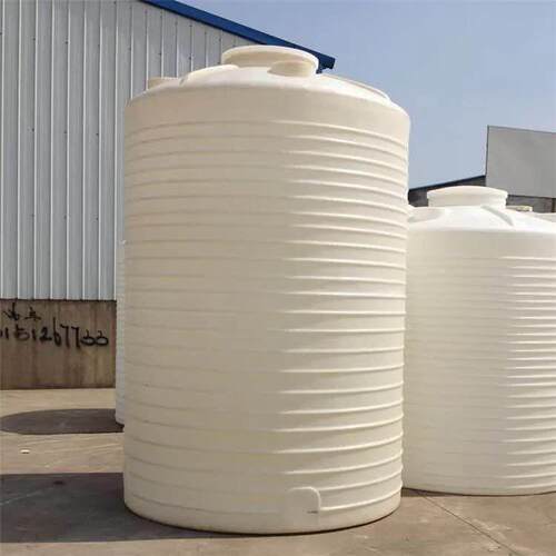 PE塑料水塔10吨立式蓄水罐20吨30吨50吨外加剂减水剂加厚塑料水塔