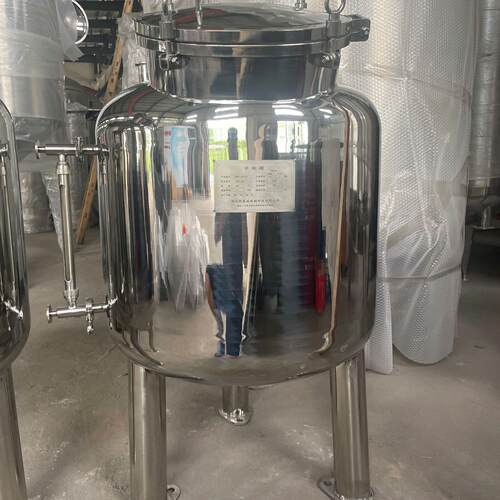 卫生级304无菌储罐移动式酒精碳钢储罐加热保温储罐移动罐