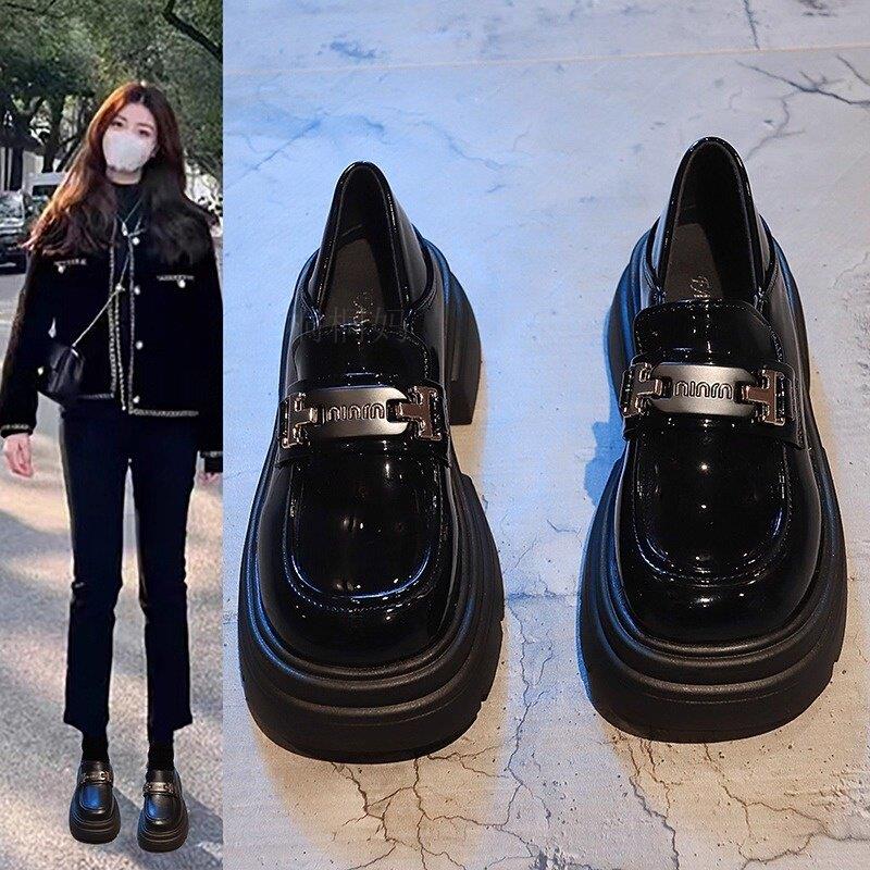香港2025秋季女式真皮厚底乐福鞋新款厚跟增加黑色平底鞋英式小皮