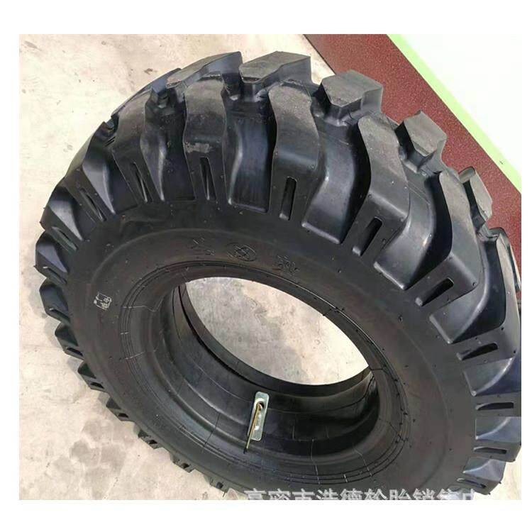 挖沟机专用轮胎900-20矿用花纹耐磨耐刺扎900R20驱动工程轮胎现货