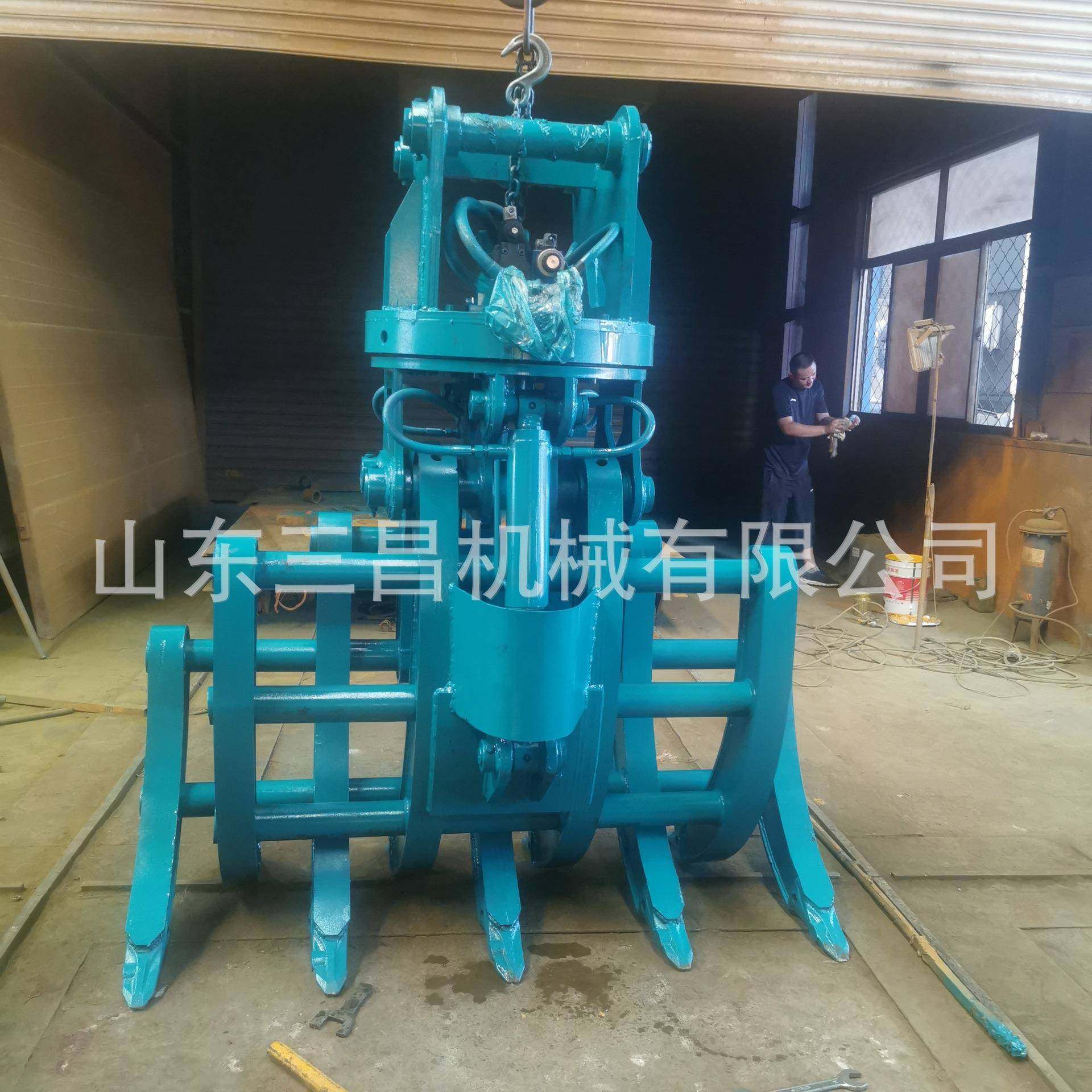 挖掘机加装抓木器+2机械抓钢机林场用60度液压旋转夹木机三昌