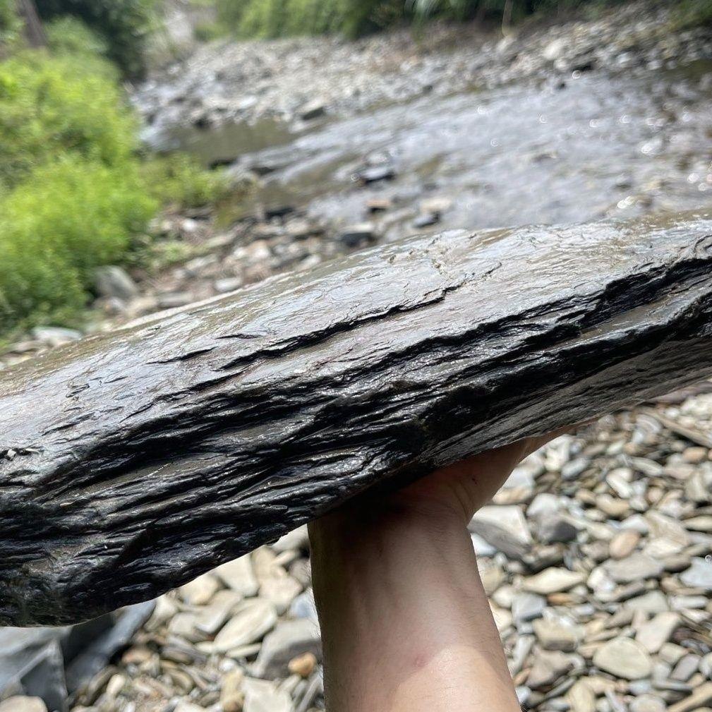 一石成景大块纯天然溪流石乌龟爬宠晒台古法沉木搭配天然片岩水族