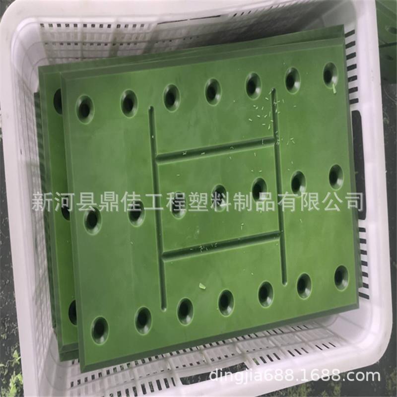 PA6高硬度耐磨绿色含油MC尼龙板可切割板条标准尺寸尼龙块