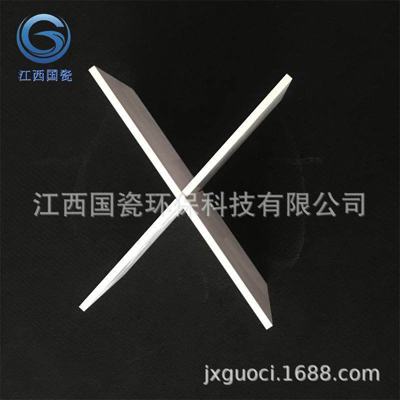 氮化硼圆形板耐温支持半导体喷嘴GC材料加工氮化硼陶瓷板加工
