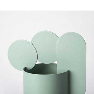 北欧轻奢风白色绿色金属花器样板间售楼处酒店民宿搭配装 饰品摆件