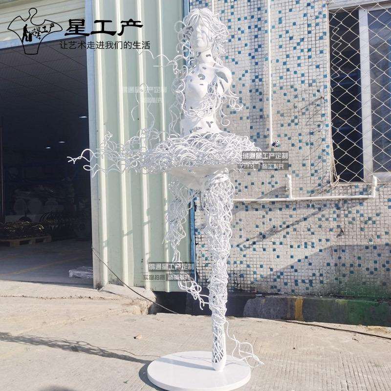 售楼处景观装饰不锈钢抽象芭蕾跳舞蹈者少女金属地产水景园林雕塑