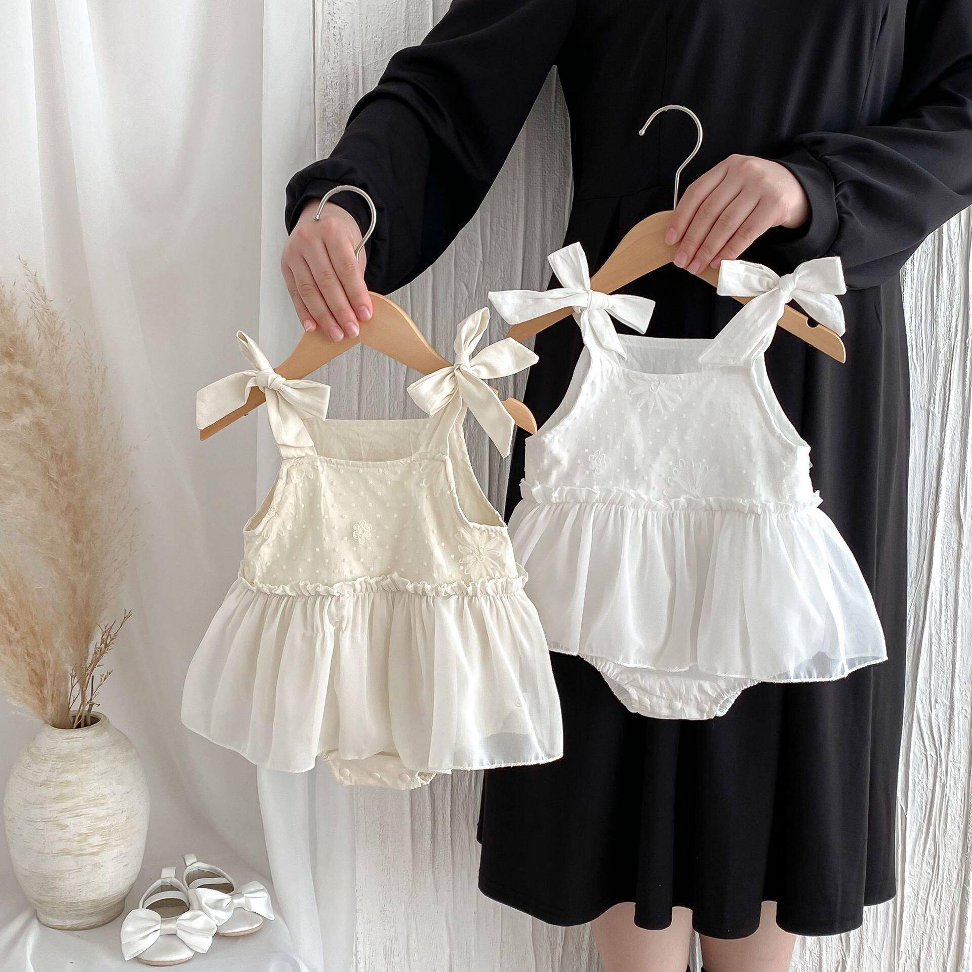 2025夏季婴儿夏季蝴蝶结吊带哈衣裙女甜美薄款无袖连体衣爬服