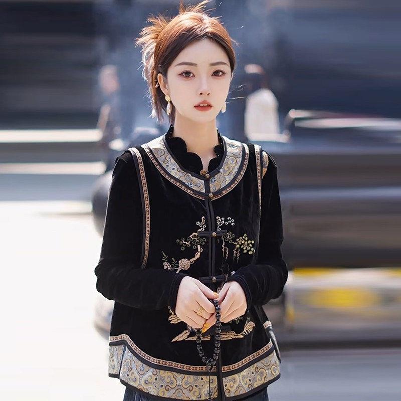 香港代购新中式国风马甲套装女春季新款显瘦马夹盘扣打底衫两件套