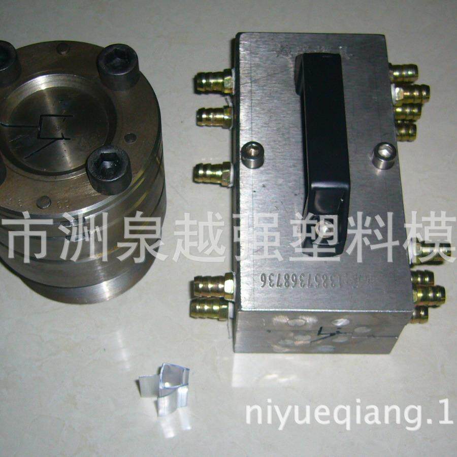 供应挡水条挤出模具PVC软硬共挤模具淋浴房胶条模具磁条模具