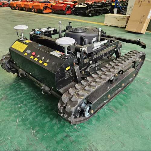 出口俄罗斯GPS割草机 基站雷达避障除草机 HT800小型履带碎草机
