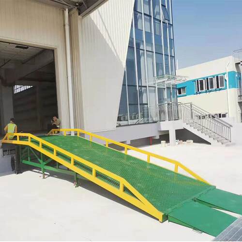移动式登车桥10吨装卸货厂台集箱装车卸URJ货平台装工厂直供平仓