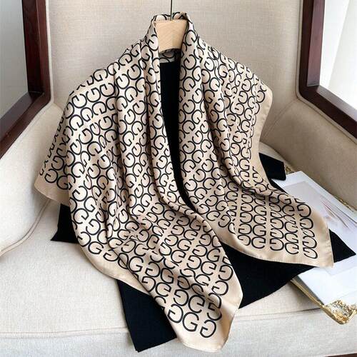 Versatile letter printed silk scarf 90cm百搭字母印花丝巾90cm