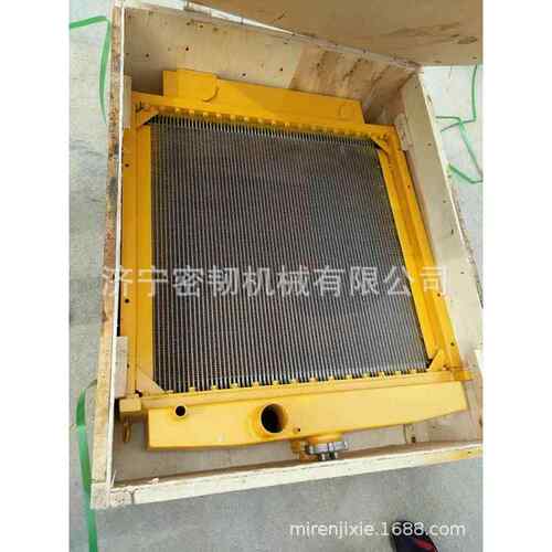推土机全车配件SD22/SD23/SD32水箱散热器总成17Y-03-90000