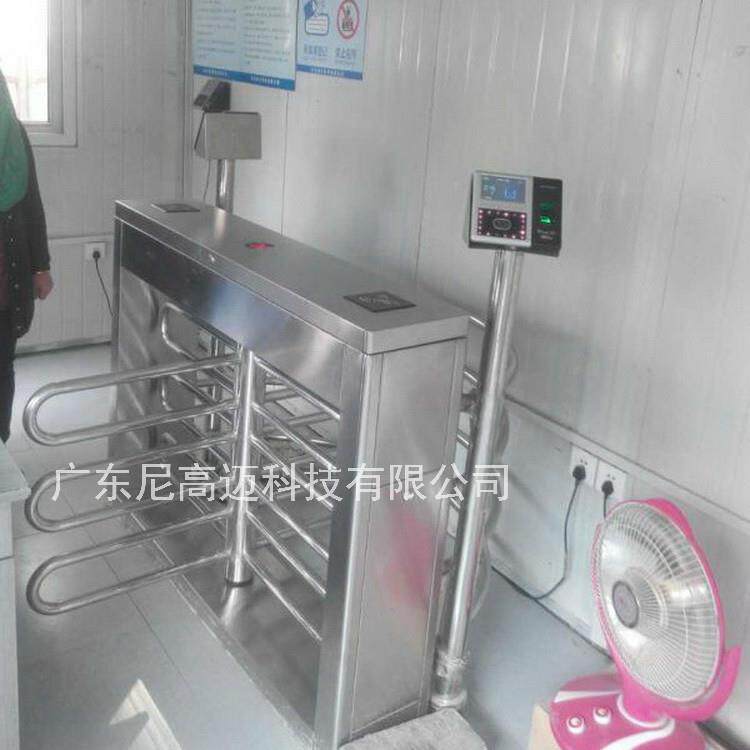 04不锈钢门禁半十字转闸监狱工地小型旋转门电动立式三辊闸机