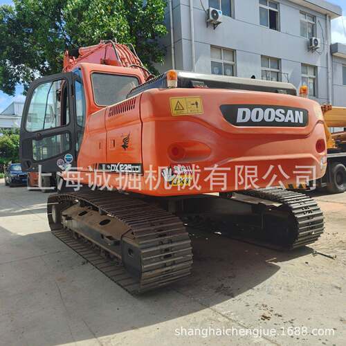 Doosan DX225，适配海外城镇基建项目外销供货