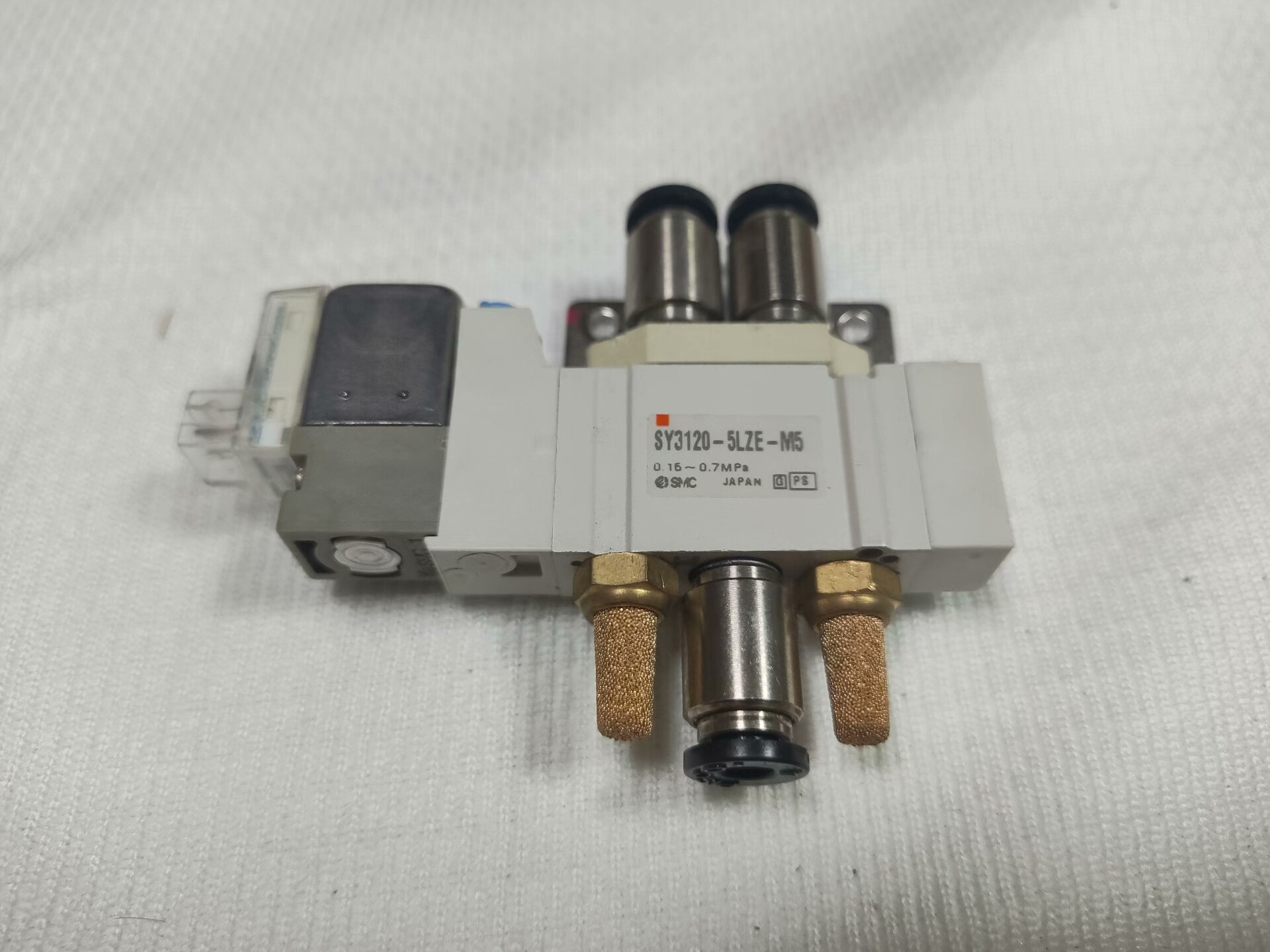 SMC电磁阀SY3120-5LZE-M5