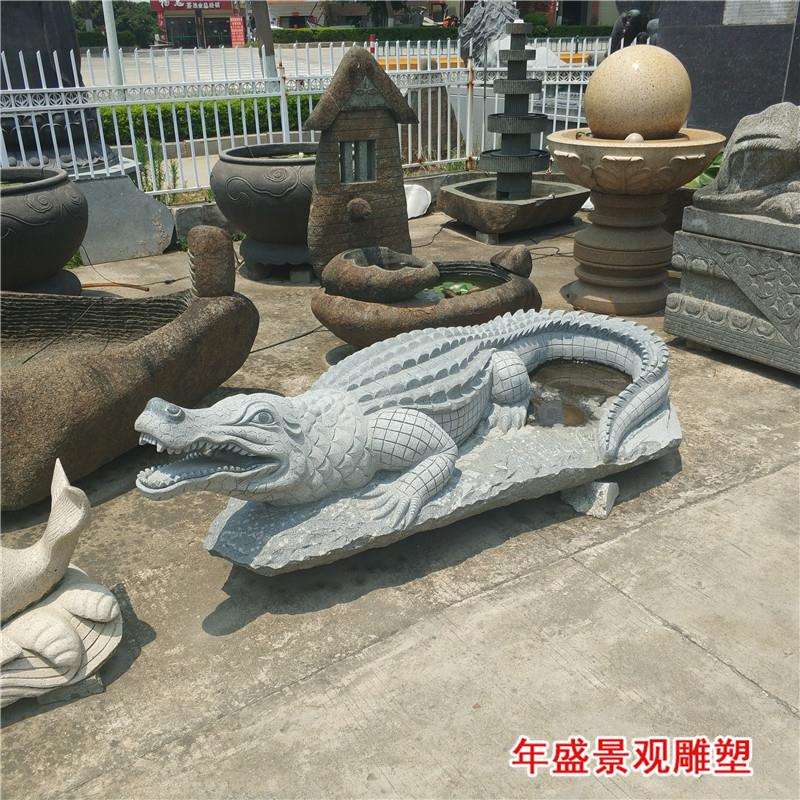 厂家现货黄锈石吉祥鱼石材雕刻摆件 庭院花园装饰园林景观石制品