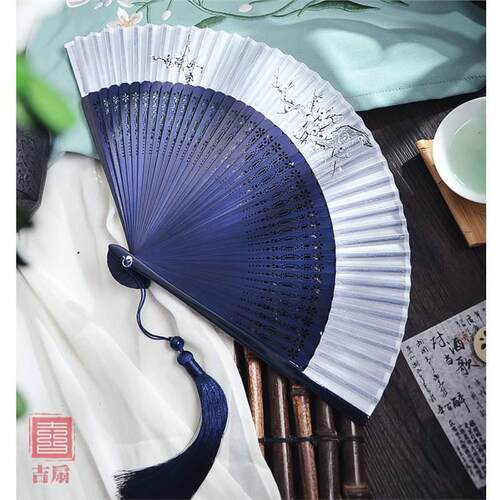 中国风礼品绫绢便携随身扇舞蹈扇表演扇夏水墨折扇子古风镂空男女